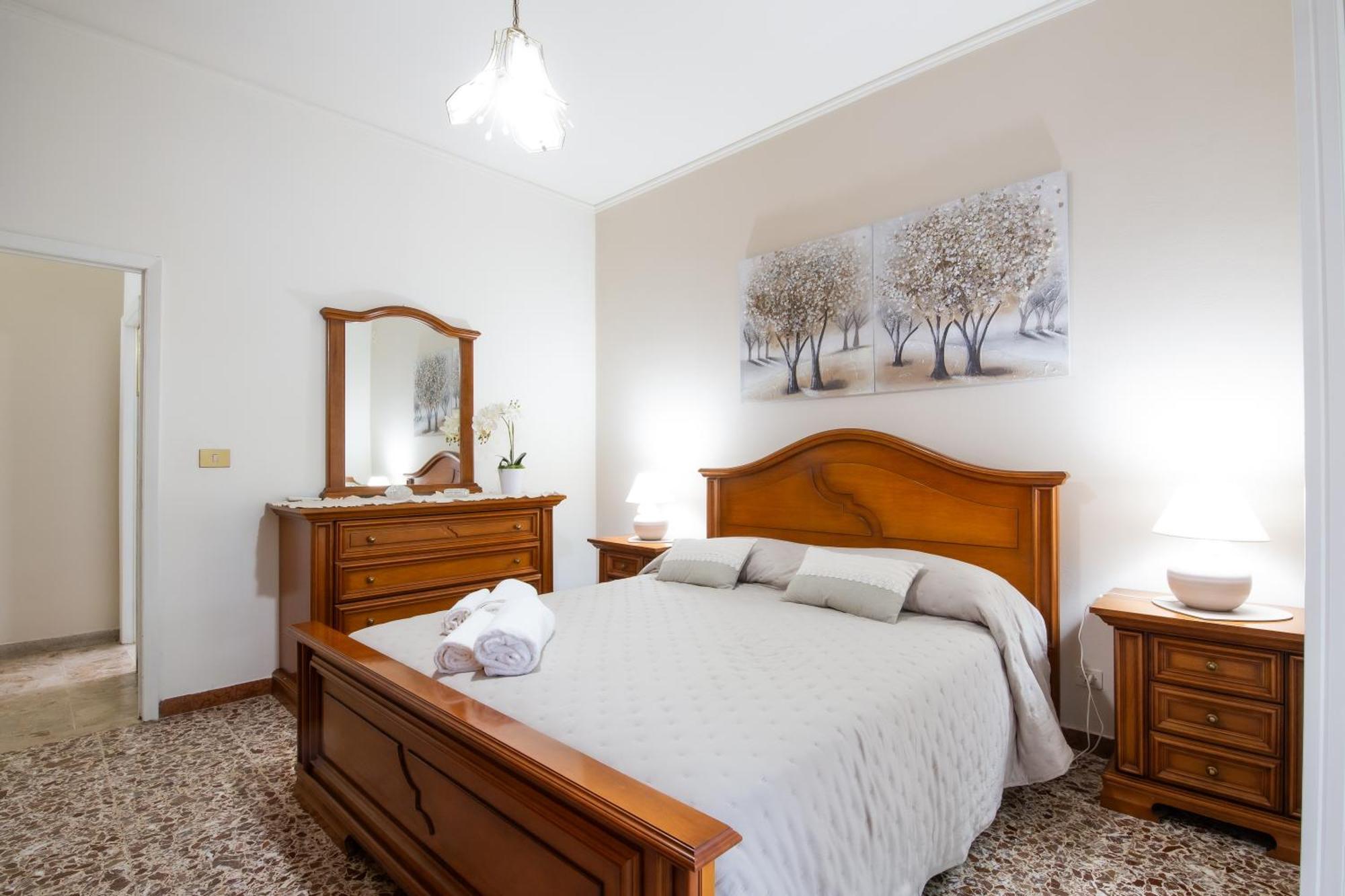 Domus Umberto - Guest House Ареццо Экстерьер фото