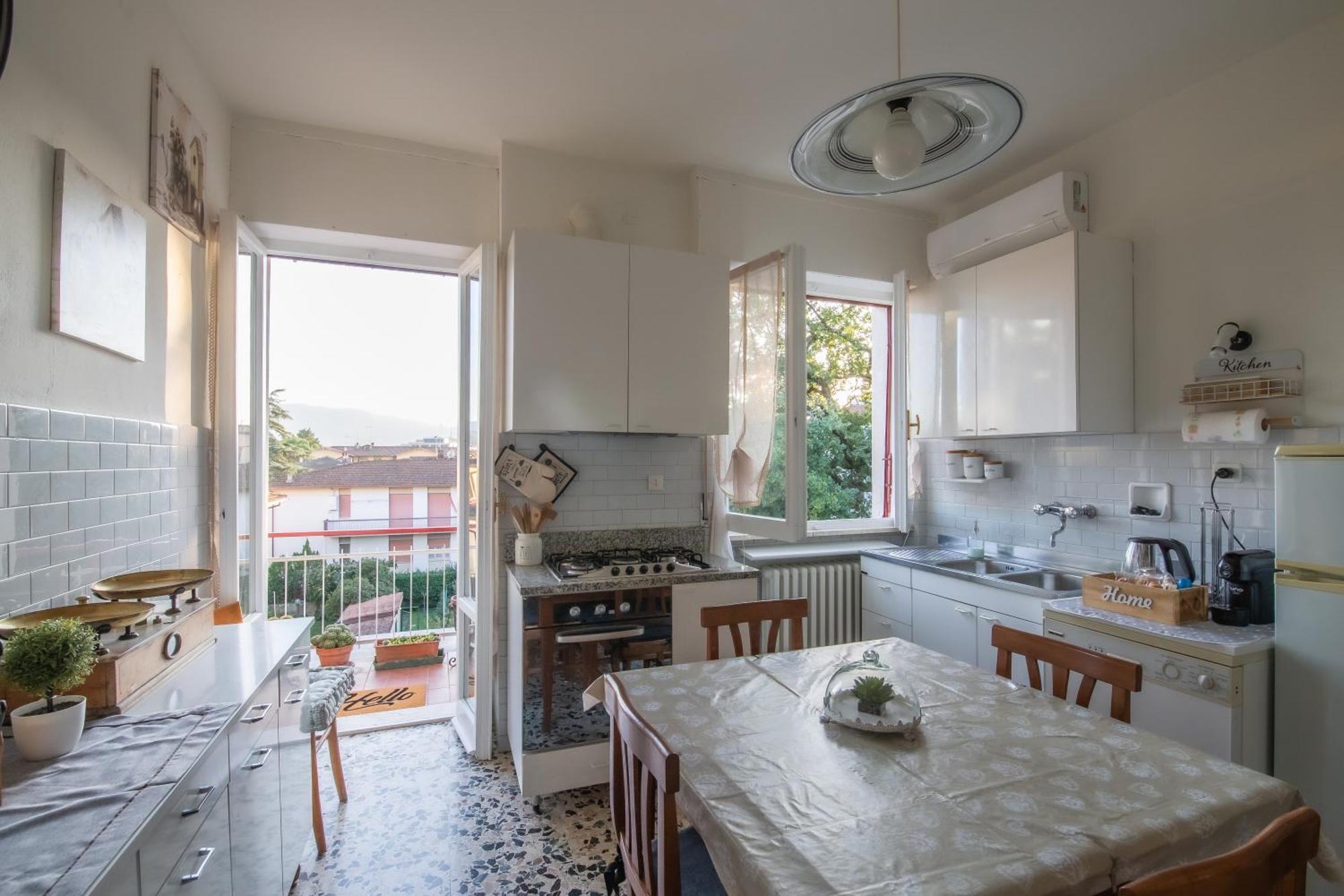 Domus Umberto - Guest House Ареццо Экстерьер фото